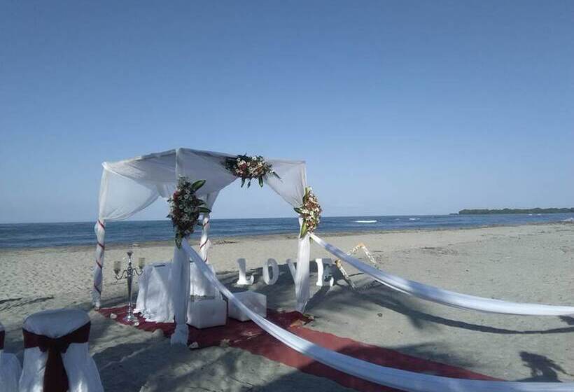 Отель Playa Mareygua Hostal