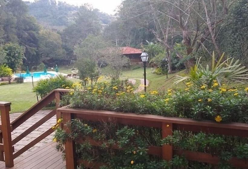 בית מלון כפרי Pousada Tucano Do Cuiabá