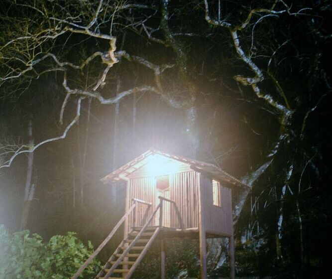 בית מלון כפרי Pousada Tucano Do Cuiabá