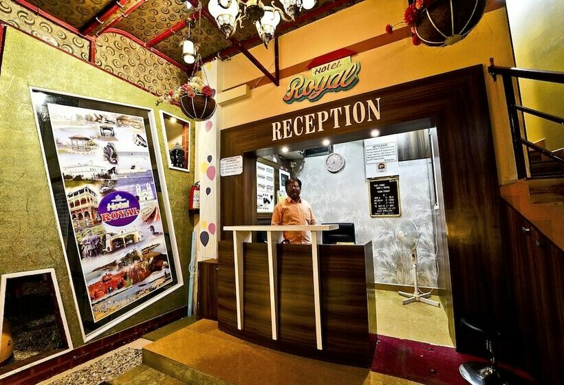 ホテル Royal