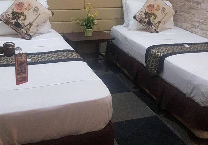 酒店 Roy's Cabin Suites