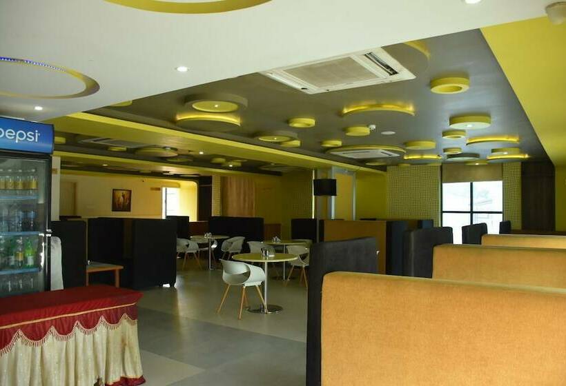 ホテル Rsr Residency