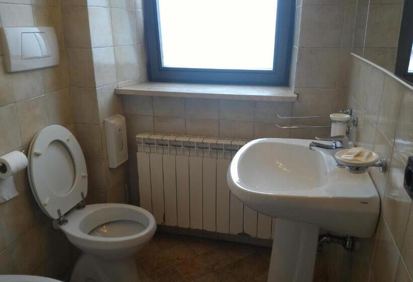 בית מלון כפרי Borgo Montauto