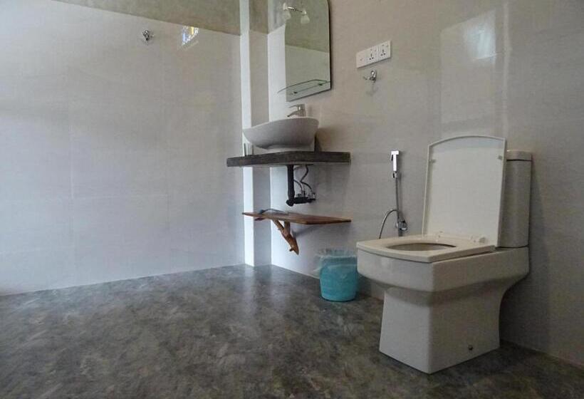 בית מלון כפרי Thambili Cabanas