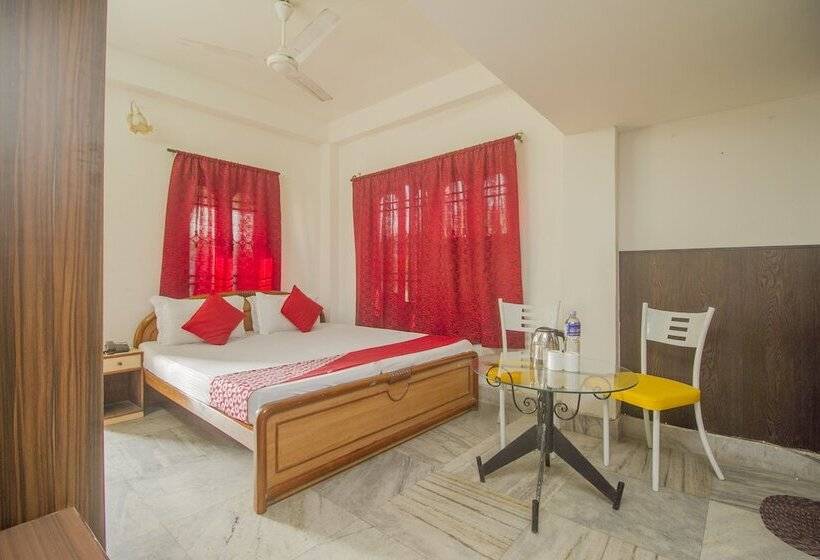 ホテル The Mapple By Oyo Rooms