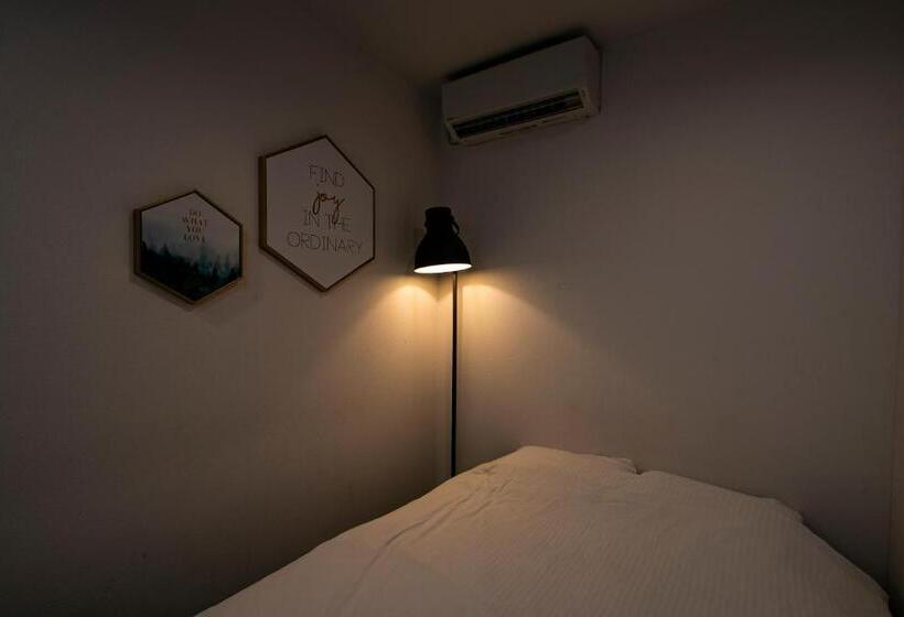 בית מלון כפרי Minn Haneda Airport