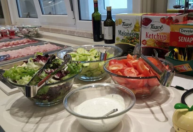 בית מלון כפרי Villa Paradiso Suite