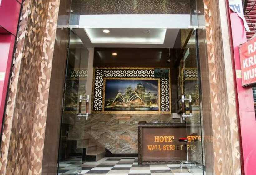 Отель Wallstreet