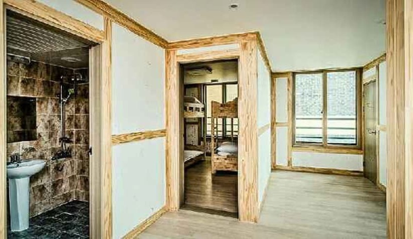 Kirin Guesthouse   Hostel