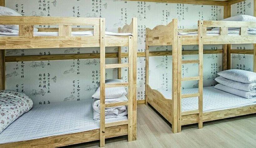 Kirin Guesthouse   Hostel