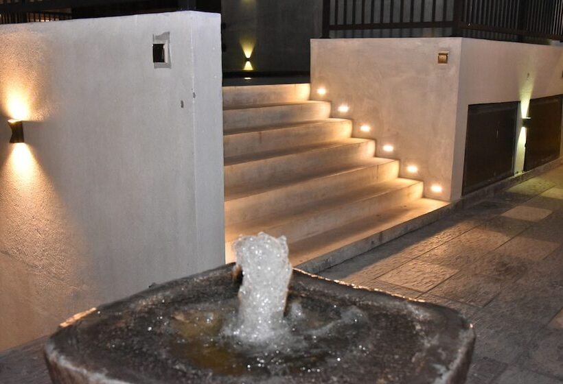 펜션 Aurora Four Seasons Villa & Spa