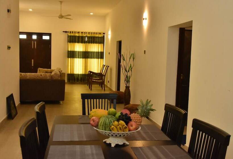 펜션 Aurora Four Seasons Villa & Spa