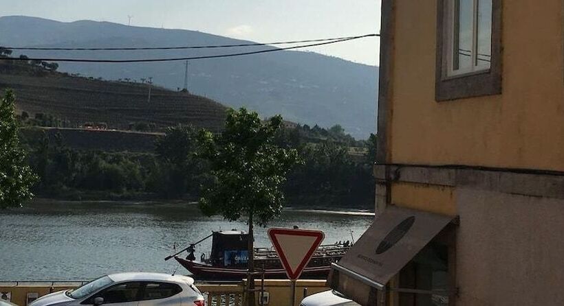 Пансион Alojamento Casa Do Rio