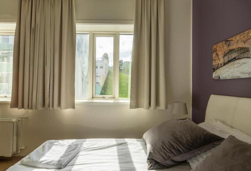 پانسیون Centrum