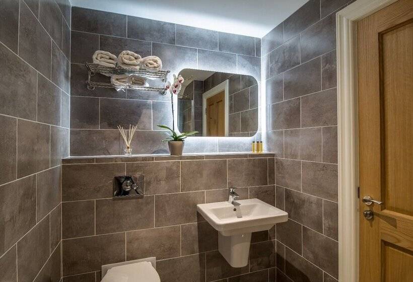 بنسيون Kingston S Townhouse