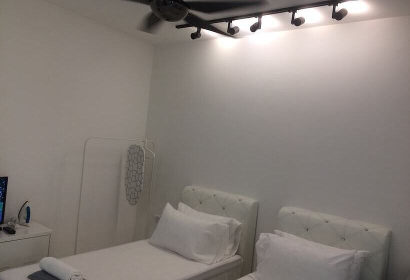 Пансион Lawang Suite