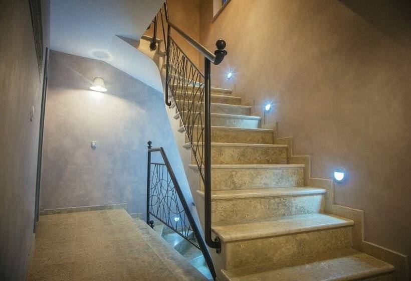 بنسيون Mirakul Residence In A Cute Historic Town