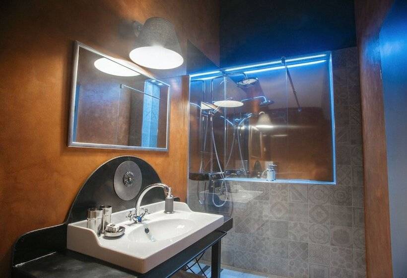 بنسيون Mirakul Residence In A Cute Historic Town