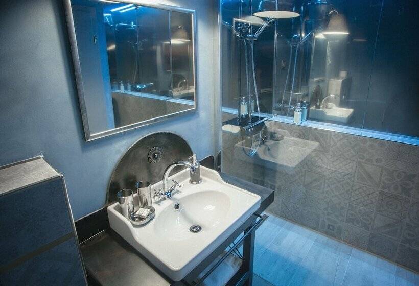 بنسيون Mirakul Residence In A Cute Historic Town