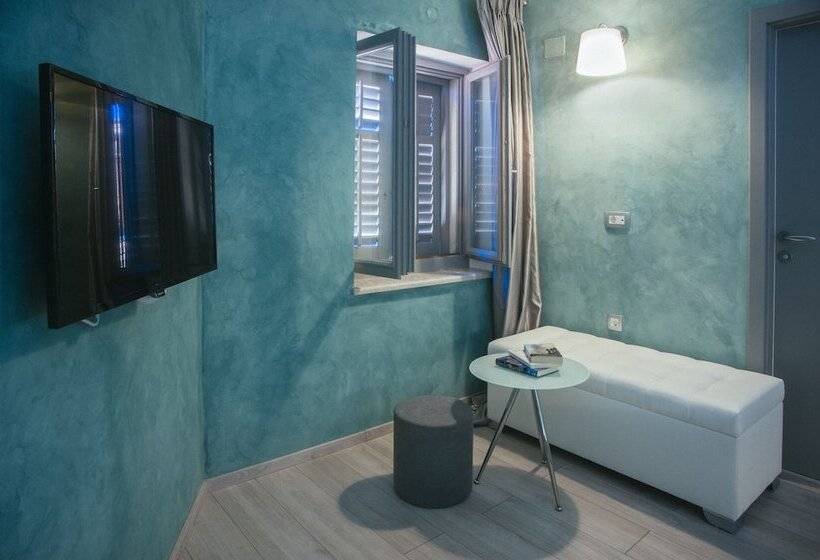 بنسيون Mirakul Residence In A Cute Historic Town