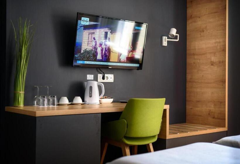 פנסיון Ora Luxury Rooms