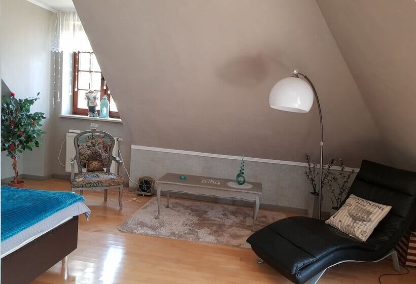 بنسيون Villa Casanna