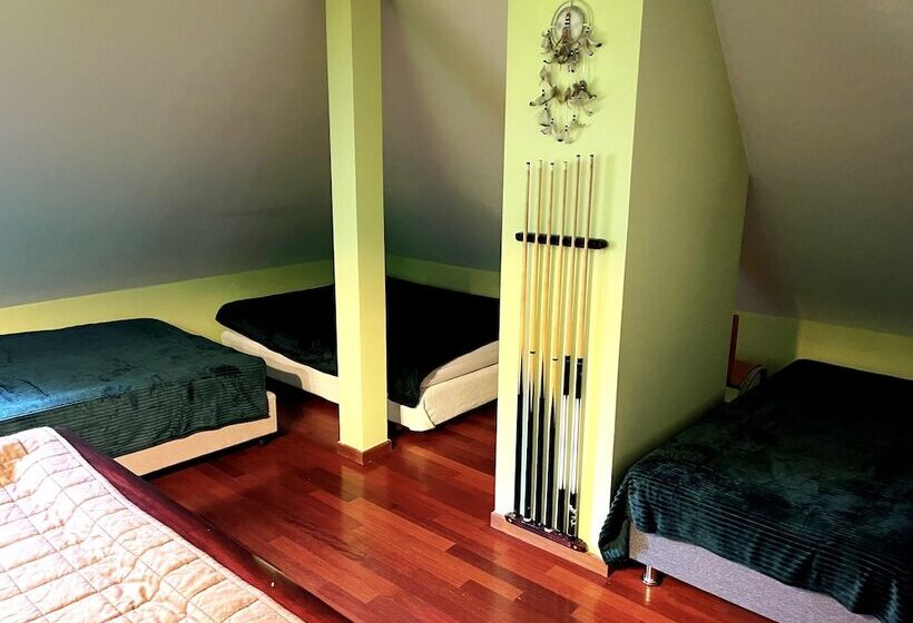 ペンション Villa Casanna