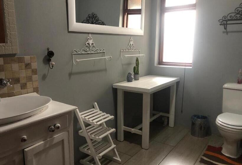 펜션 Waterberg Inn