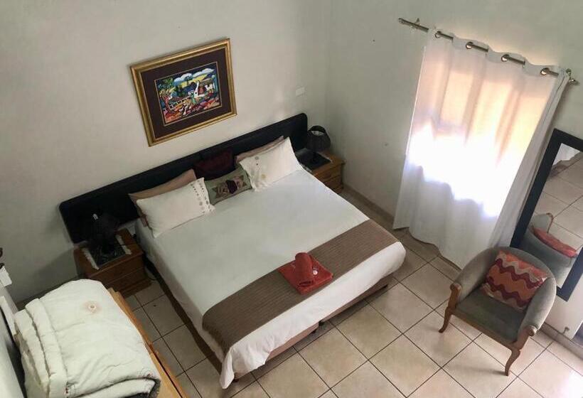 펜션 Waterberg Inn