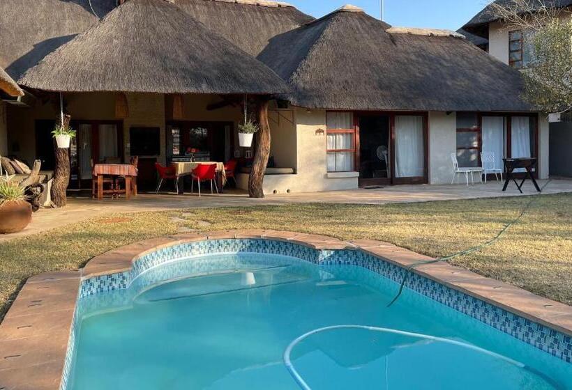 펜션 Waterberg Inn