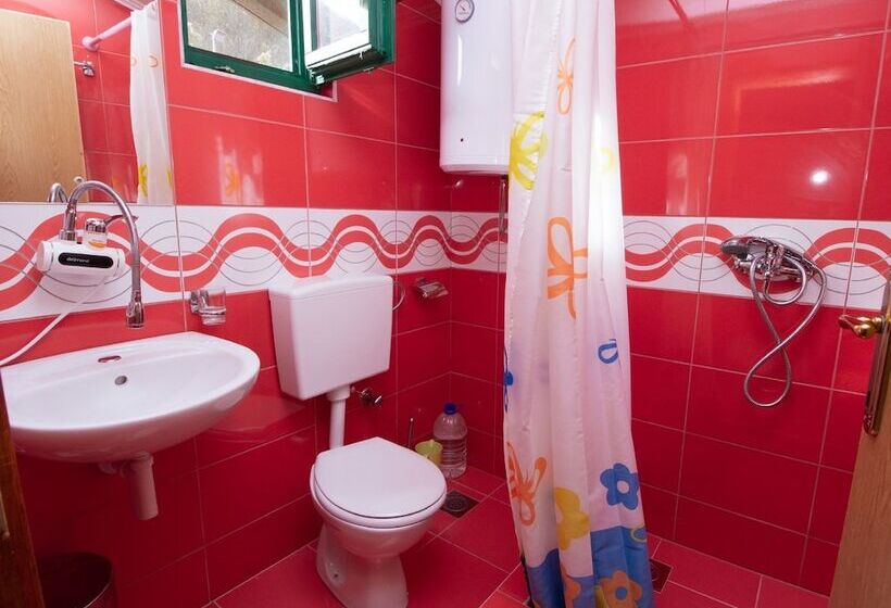 渡假胜地  Eko Selo Raj U Raju