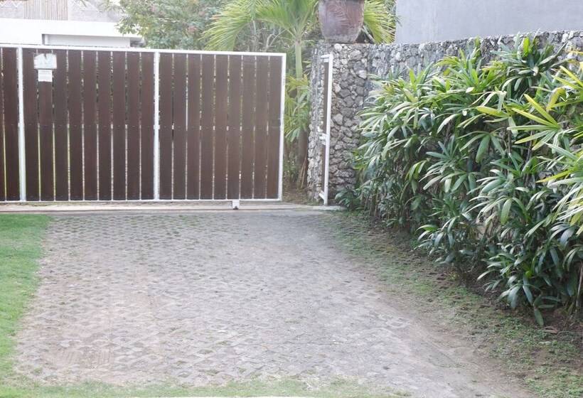 Tegal Sari Villa