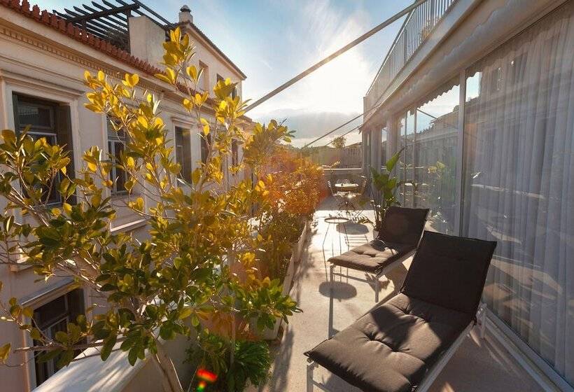 The Marble Suites, Plaka