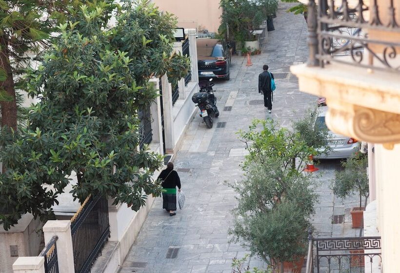 The Marble Suites, Plaka