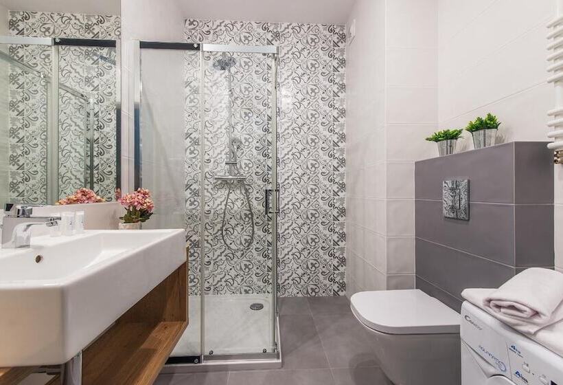 P&o Apartments Bakalarska