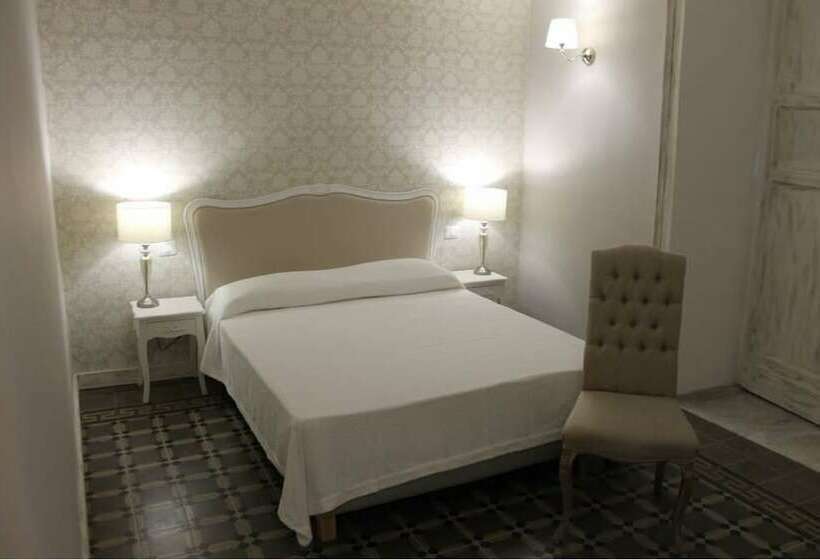 تختخواب و صبحانه La Casa Di Alma Luxury Rooms