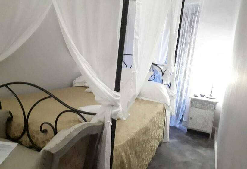 مبيت وإفطار La Casa Di Alma Luxury Rooms