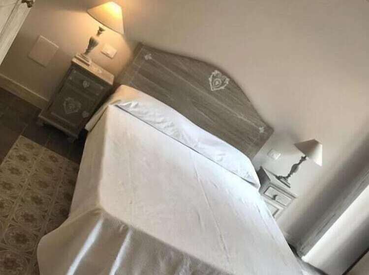 تختخواب و صبحانه La Casa Di Alma Luxury Rooms