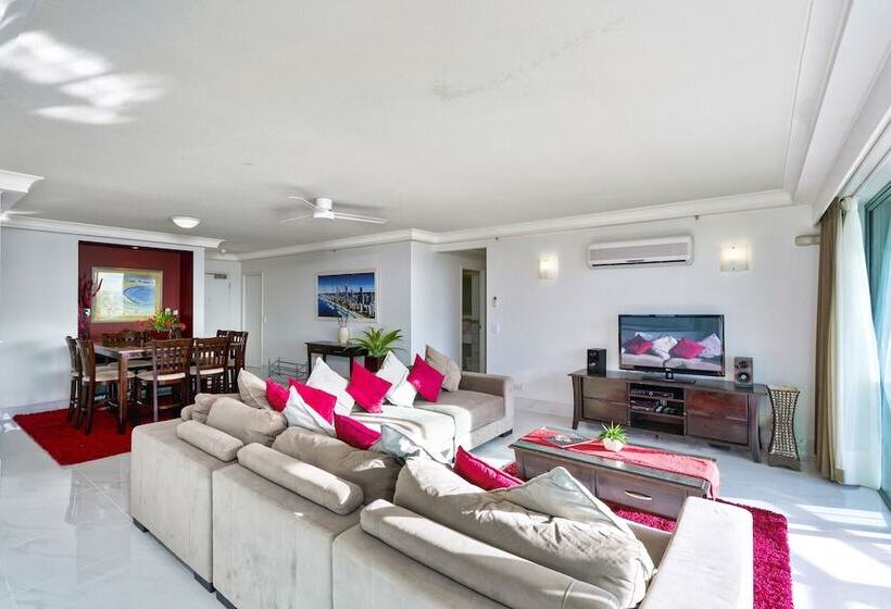 Crown Towers Resort Private Apartments