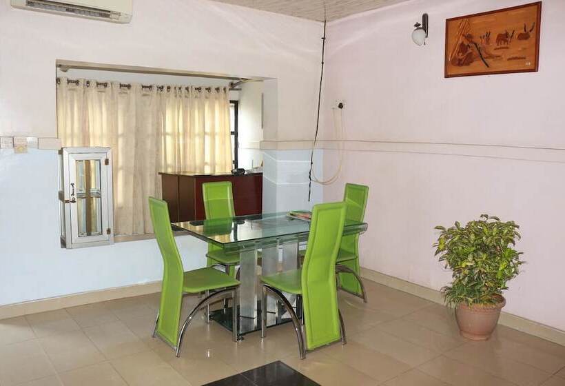 Elmariz Kitchen Motel