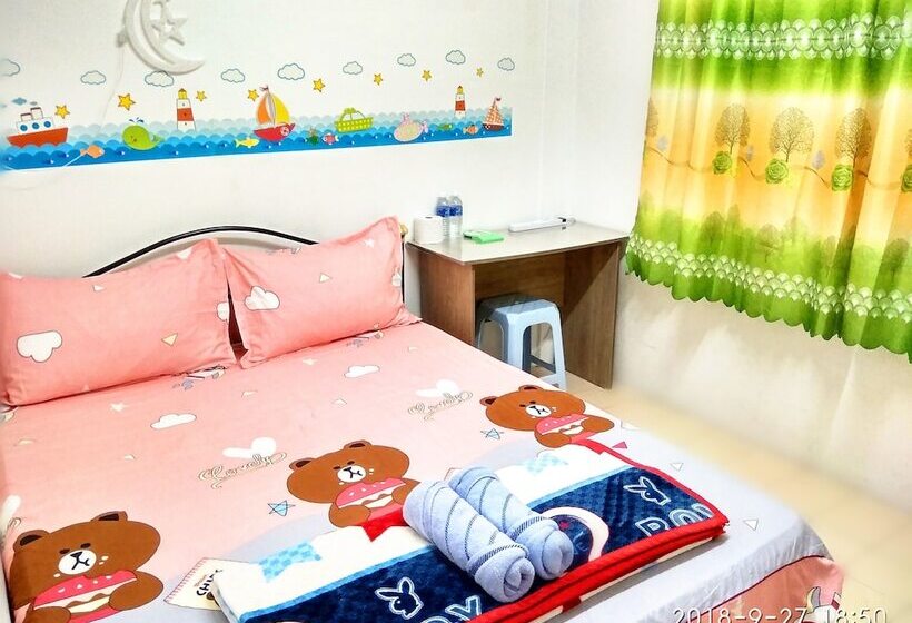 H Homestay   Semi D 1000mbps  Wifi, Astro & Private Parking