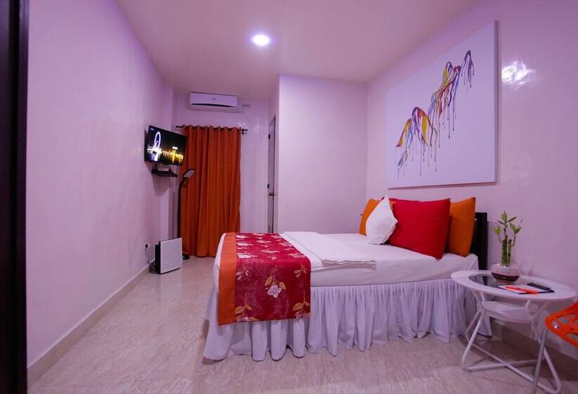 Halfway House Hostel Mactan Cebu Airport