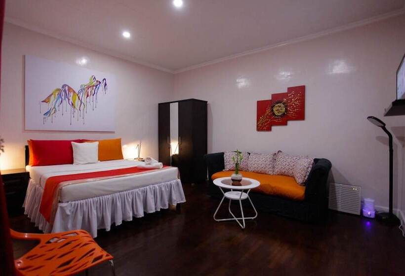 Halfway House Hostel Mactan Cebu Airport