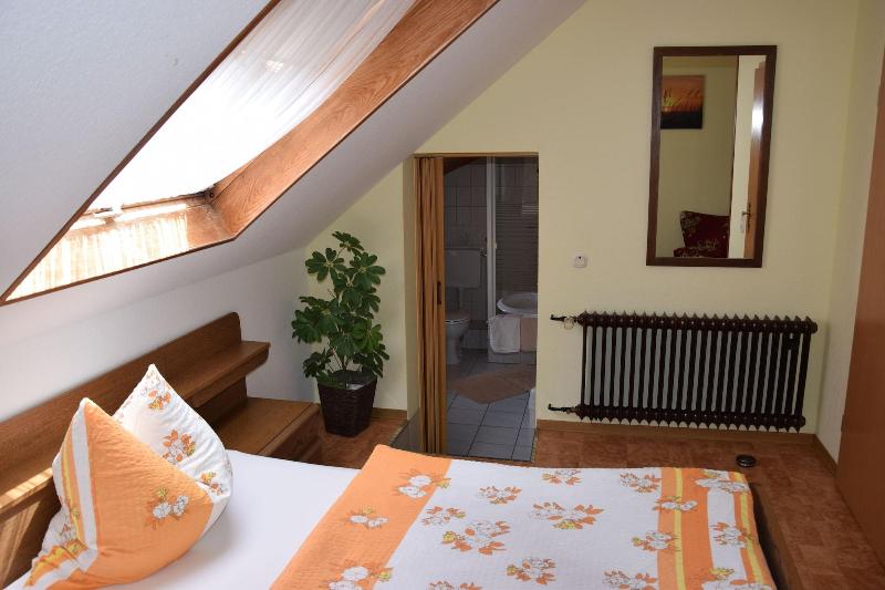 Хостел Gasthaus Zum Hahn