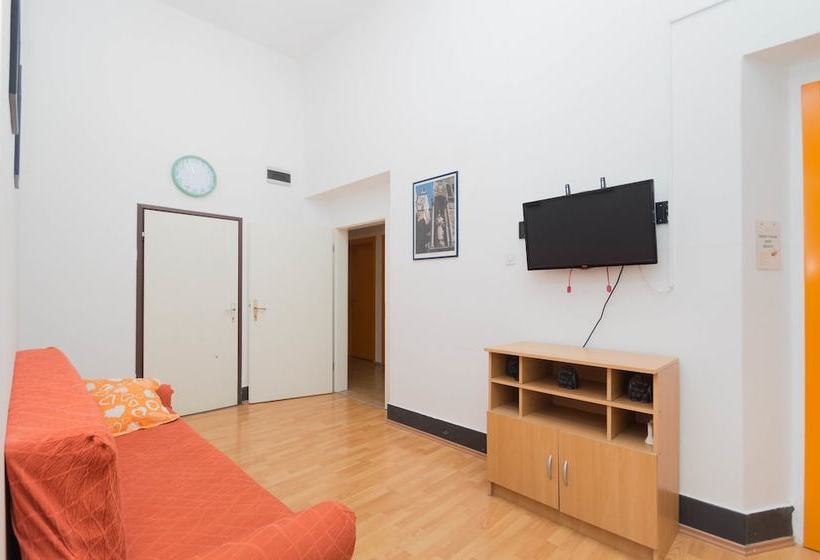 Hostel Croatia Split Old Town