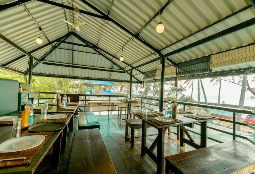 Отель Cherai Village Home Stay By Oyo Rooms