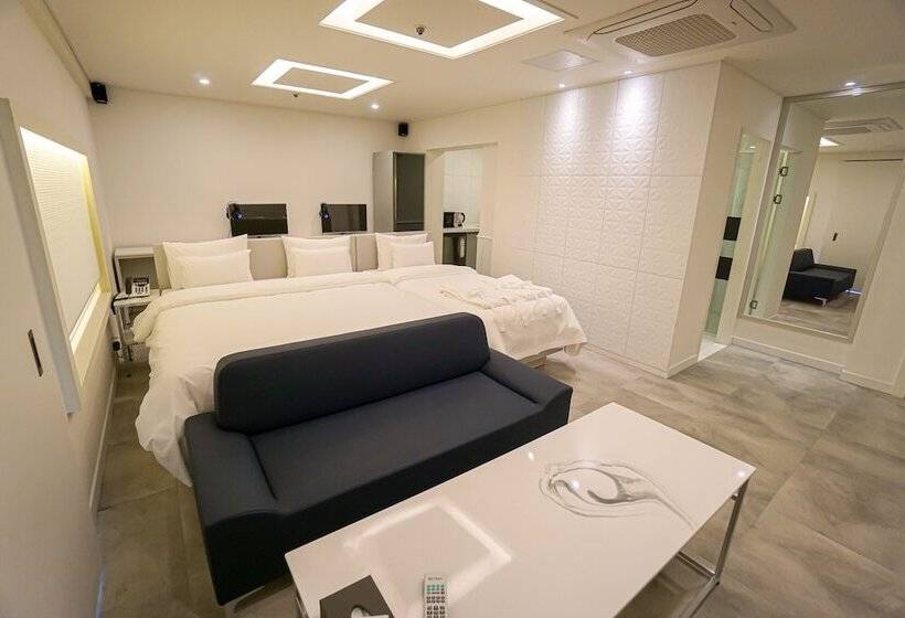 Hotel Ekklim Classic