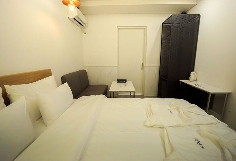 Hotel Ekklim Classic