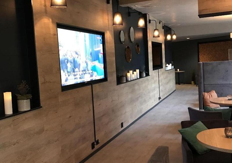 Отель L Koselig