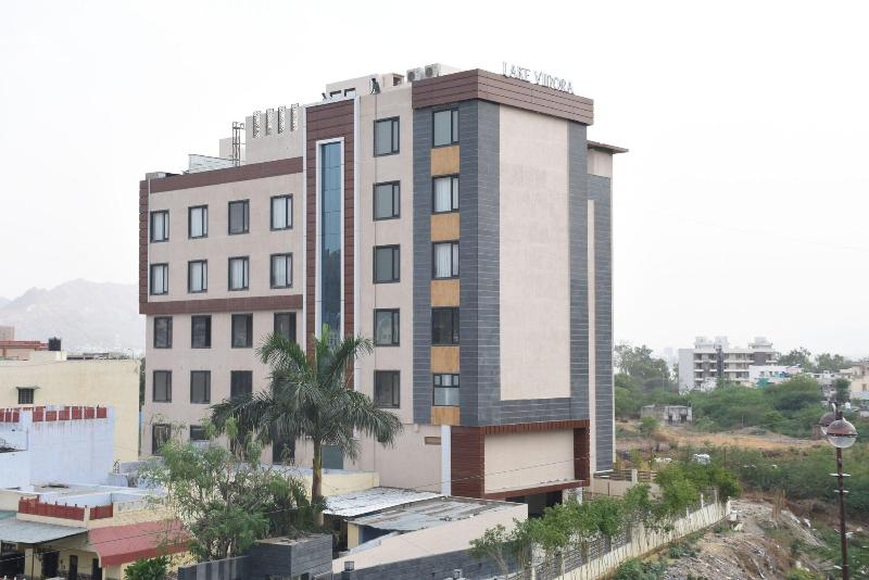 ホテル Lake Vinora